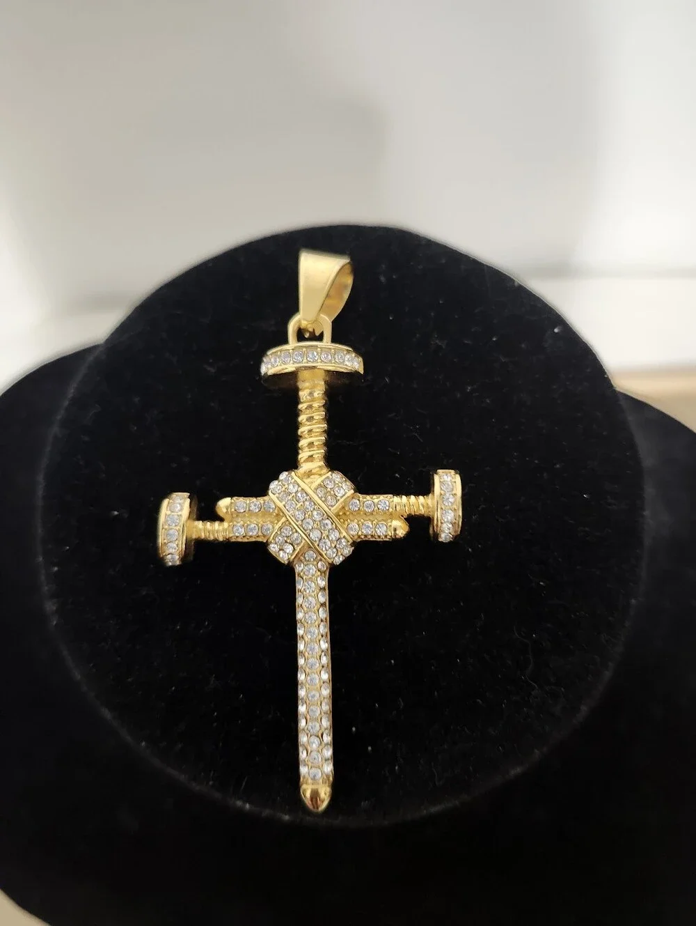 N/A elegant gold